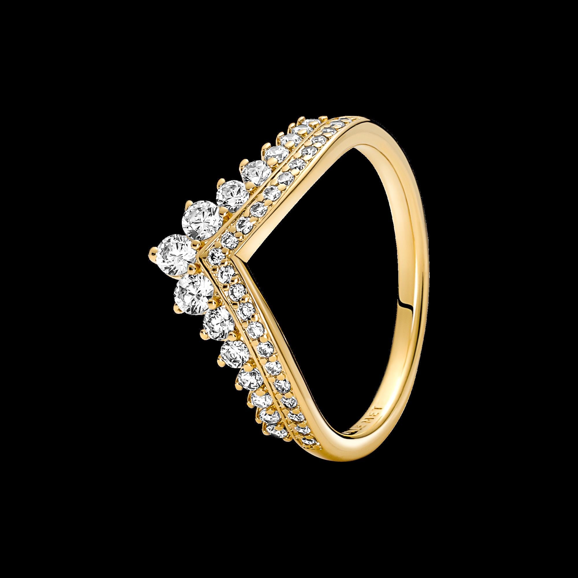 Oval Sparkling Halo Ring